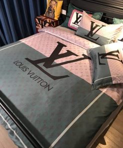 Best Louis Vuitton Grey and Pink Monogram Bedding Set