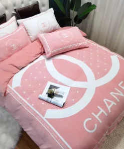 Chanel Pinky New Hot Logo Luxury Brand High-End Bedding Sets, For Home Best Luxury Bedding Sets