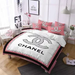 Chanel Printed Bedding Sets Quilt Sets Duvet Cover Luxury Brand Bedding Decor Bedroom Sets Best Luxury Bedding Sets