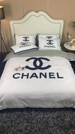 Cn Chanel Logo Type 3014 Bedding Sets Hyperbeast Bedroom Luxury Ideas Sheets Premium Fashion Brand Bed Linen Duvet Blankets Covers