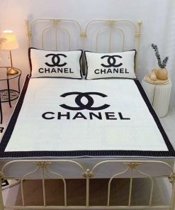 Cn Chanel Logo Type 3067 Bedding Sets Bed Linen Hyperbeast Bedroom Duvet Luxury Ideas Sheets Covers Premium Fashion Brand Blankets