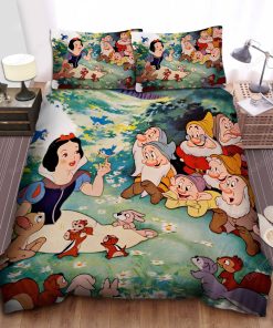 Disney Princess Snow White Surrounded By The Seven Dwarfs And Animals Bed Sheet Duvet Cover Bedding Sets