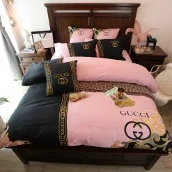 Gucci Black And Pinky Luxury Brand Bedding Set Duvet Cover Set Bedding Sets