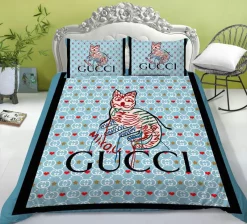 Gucci Cat Logo Type 1000 Bedding Sets Sheets Premium Fashion Brand Hyperbeast Bedroom Bed Linen Duvet Covers Luxury Ideas