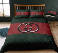 Gucci Logo In Red And Green Background Bedding Set