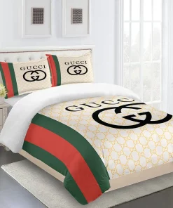 Gucci Logo Type 1675 Bedding Sets Hyperbeast Bedroom Luxury Ideas Blankets Sheets Premium Fashion Brand Duvet Covers Bed Linen