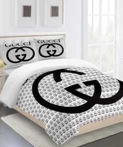 Gucci Logo Type 1682 Bedding Sets Covers Sheets Bed Linen Duvet Blankets Hyperbeast Bedroom Premium Fashion Brand Luxury Ideas Bedclothes
