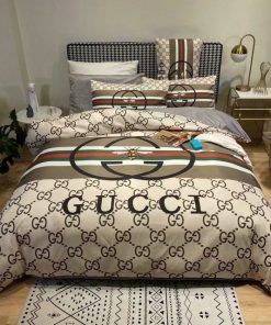 Gucci Logo Type 2748 Bedding Sets Duvet Covers Hyperbeast Bedroom Blankets Luxury Ideas Premium Fashion Brand Sheets Bed Linen