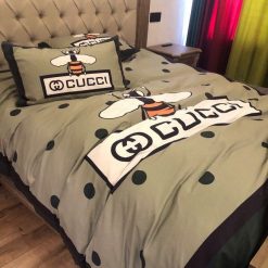 Gucci Logo Type 2751 Bedding Sets Bed Linen Duvet Hyperbeast Bedroom Covers Blankets Premium Fashion Brand Luxury Ideas Sheets Home Decor