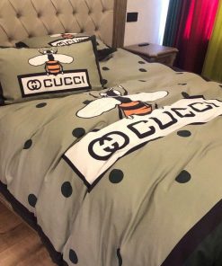 Gucci Logo Type 2751 Bedding Sets Bed Linen Duvet Hyperbeast Bedroom Covers Blankets Premium Fashion Brand Luxury Ideas Sheets Home Decor
