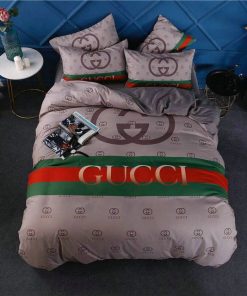 Gucci Logo Type 2799 Bedding Sets Blankets Hyperbeast Bedroom Duvet Covers Premium Fashion Brand Sheets Bed Linen Luxury Ideas Home Decor