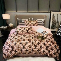Louis Vuitton Lv Logo Type 3653 Bedding Sets Premium Fashion Brand Covers Blankets Duvet Sheets Luxury Ideas Hyperbeast Bedroom Bed Linen Bedclothes