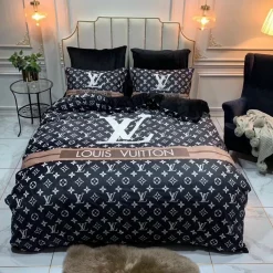 Louis Vuitton Monogram Louis Vuitton Lv Logo Type 1813 Bedding Sets Luxury Ideas Duvet Blankets Hyperbeast Bedroom