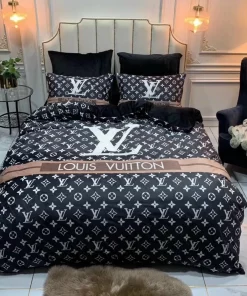 Louis Vuitton Monogram Louis Vuitton Lv Logo Type 1813 Bedding Sets Luxury Ideas Duvet Blankets Hyperbeast Bedroom