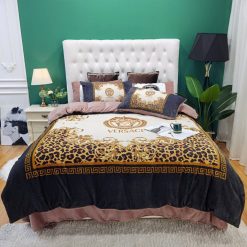 Luxury Brand Versace Type 76 S Bedding Sets Blankets Bed Linen Sheets Covers Duvet Bedroom Idea