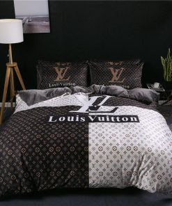 Luxury Louis Vuitton Black And White Monogram Bedding Set