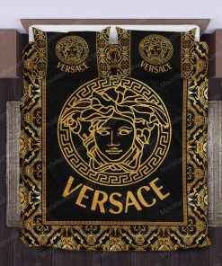 Versace Logo Type 1597 Bedding Sets Covers Premium Fashion Brand Bed Linen Sheets Blankets Luxury Ideas Hyperbeast Bedroom Duvet