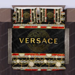 Versace Logo Type 1859 Bedding Sets Covers Luxury Ideas Premium Fashion Brand Hyperbeast Bedroom Bed Linen Duvet Sheets Blankets