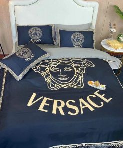 Versace Logo Type 3618 Bedding Sets  Fashion Brand Covers  Hyperbeast Bedroom Duvet Luxury Ideas Blankets Bed Linen