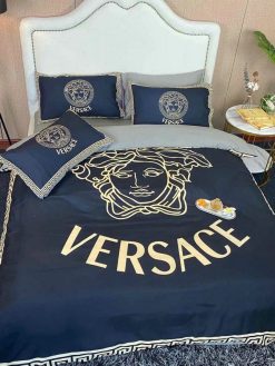Versace Logo Type 3618 Bedding Sets  Fashion Brand Covers  Hyperbeast Bedroom Duvet Luxury Ideas Blankets Bed Linen